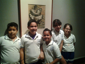 Alumnos de la escuela primaria Carlos L. Oldenbourg, en la Pinacoteca Universitaria
